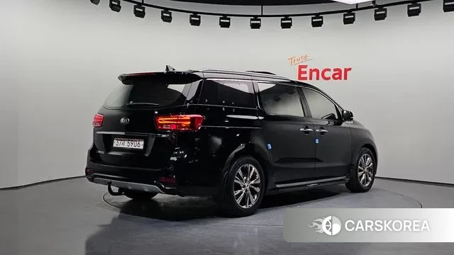 Kia The New Carnival id 3631842 из Кореи 12