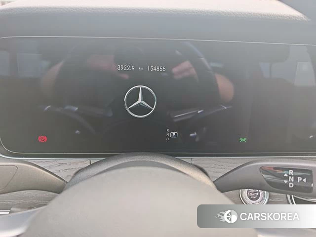 Mercedes-Benz E-class 2021 Белый из Китая, фото 2