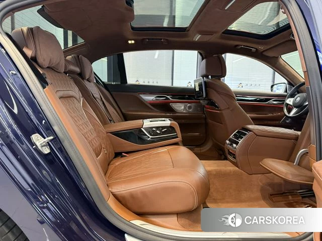 BMW 7 series 2022 Синий из Китая, фото 5
