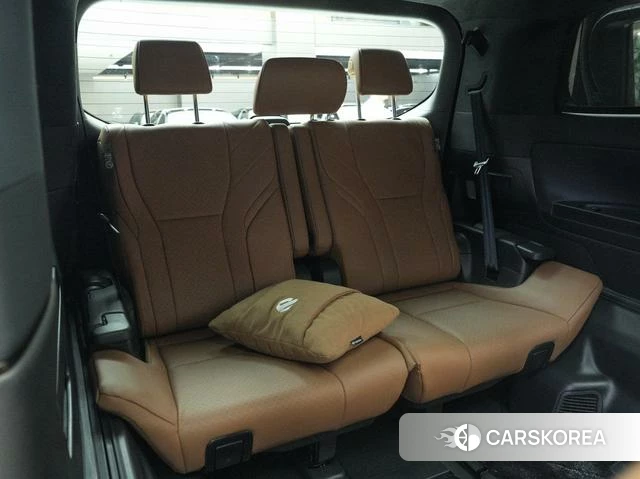 Toyota Elfa id 4358950 из Китая 12