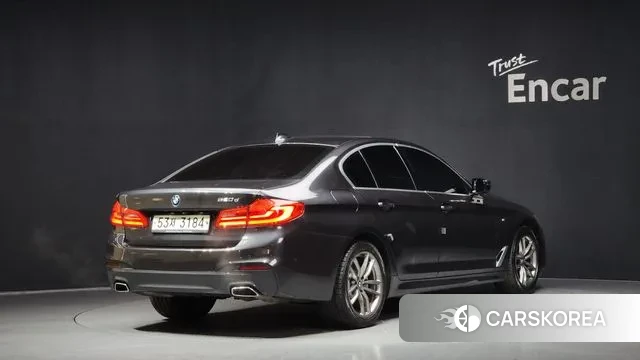 BMW 5 Series (G30) id 3687683 из Кореи 12