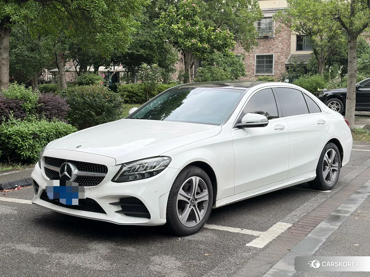 Mercedes-Benz Class C 2020 Белый из Китая, фото 6
