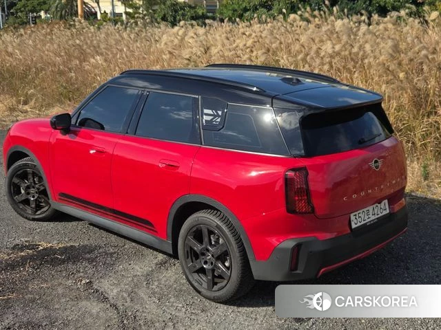 Mini Cooper S Countryman 3rd Generation 2024 Красный из Кореи, фото 2