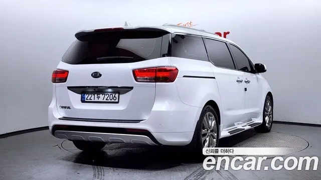 Kia All New Carnival id 2941619 из Кореи 12