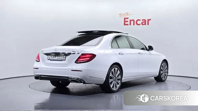 Mercedes-Benz E-Class W213 id 3708517 из Кореи 12