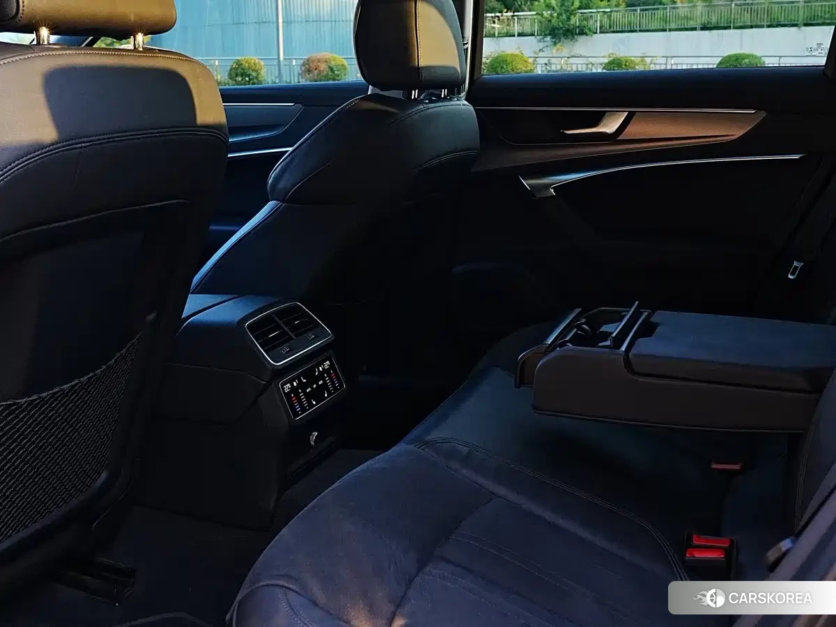 Audi A6 id 4679707 из Китая 10