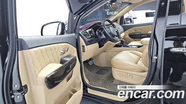 Kia The New Carnival id 2638671 из Кореи 12