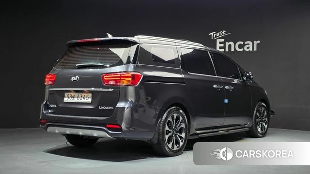 Kia The New Carnival id 4850132 из Кореи 12