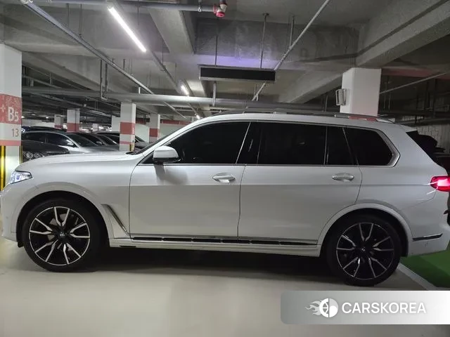 BMW X7 (G07) 2020 Белый из Кореи, фото 2