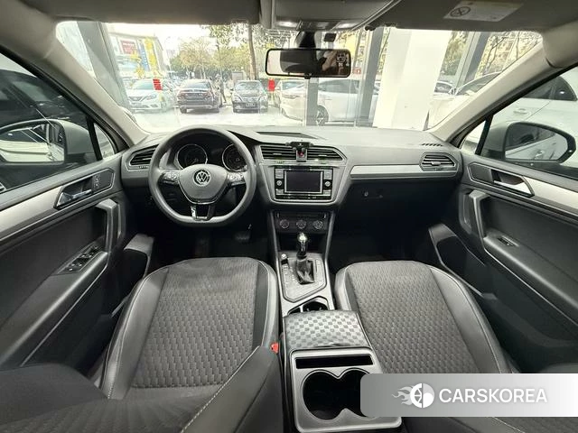 Volkswagen Tiguan L id 4261565 из Китая 12