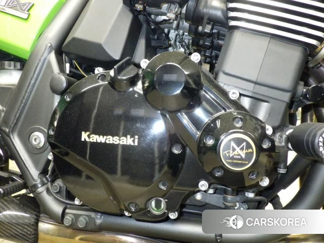 Engine photo