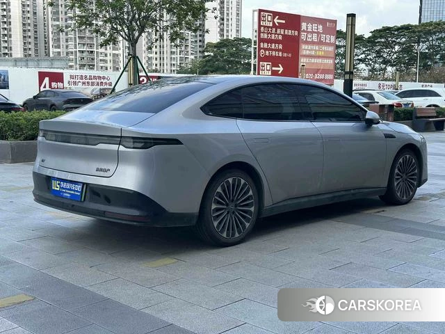 Nissan N7 2025 Серебристо-серый из Китая, фото 3
