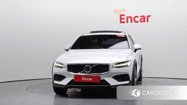 Volvo V60 Cross-Country 2nd Generation id 4536214 из Кореи 12