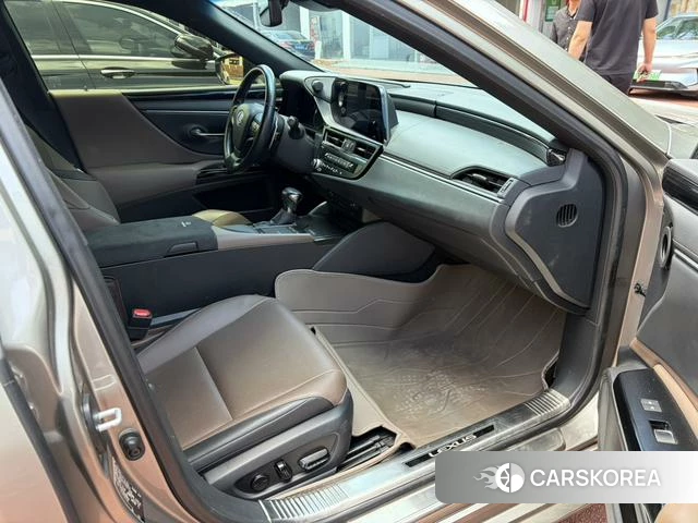 Lexus ES 2022 Другой из Китая, фото 5