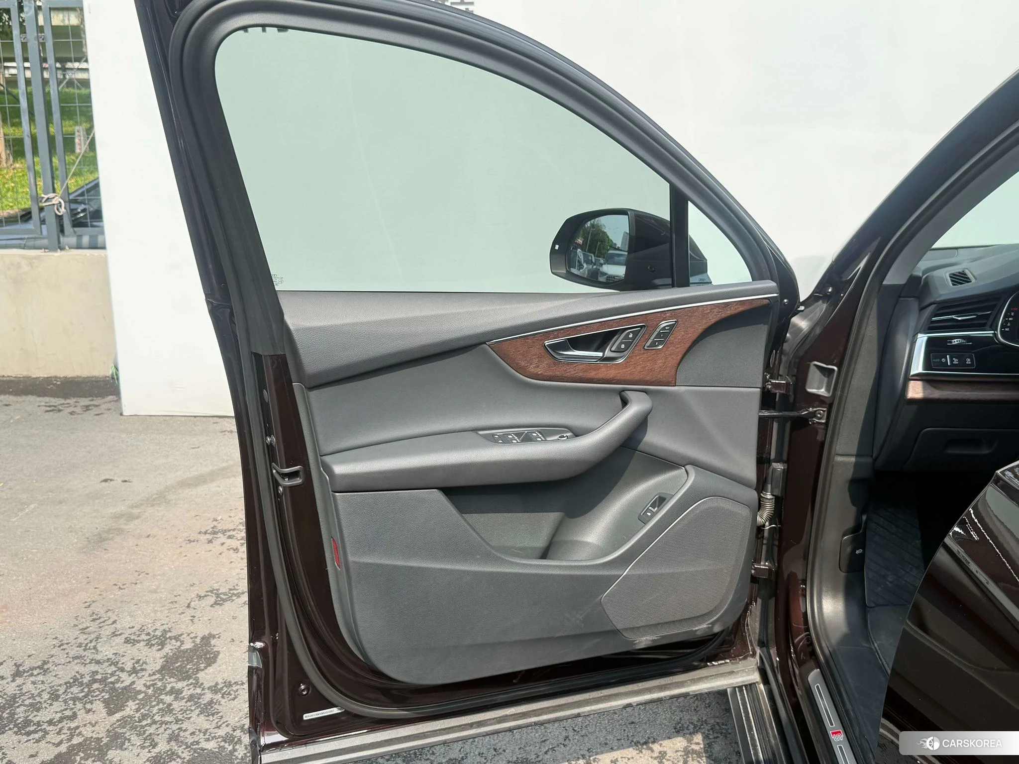 Audi Q7 id 4454366 из Китая 12