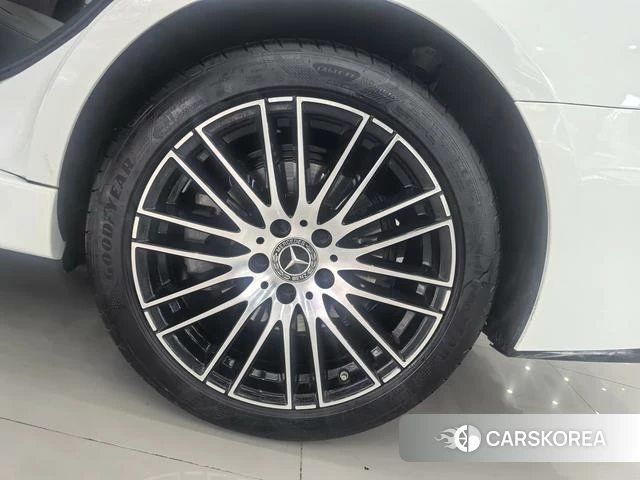 Mercedes-Benz Class C id 4307431 из Китая 11