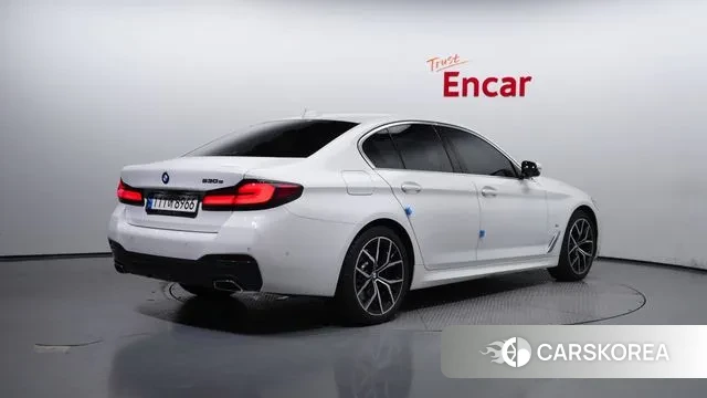 BMW 5 Series (G30) id 2960019 из Кореи 12