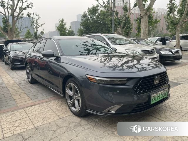 Honda Accord PHEV 2024 Серебристо-серый из Китая, фото 2