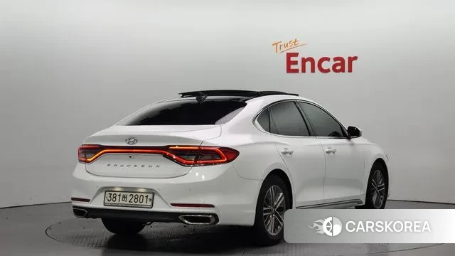 Hyundai Grandeur IG id 3029450 из Кореи 12