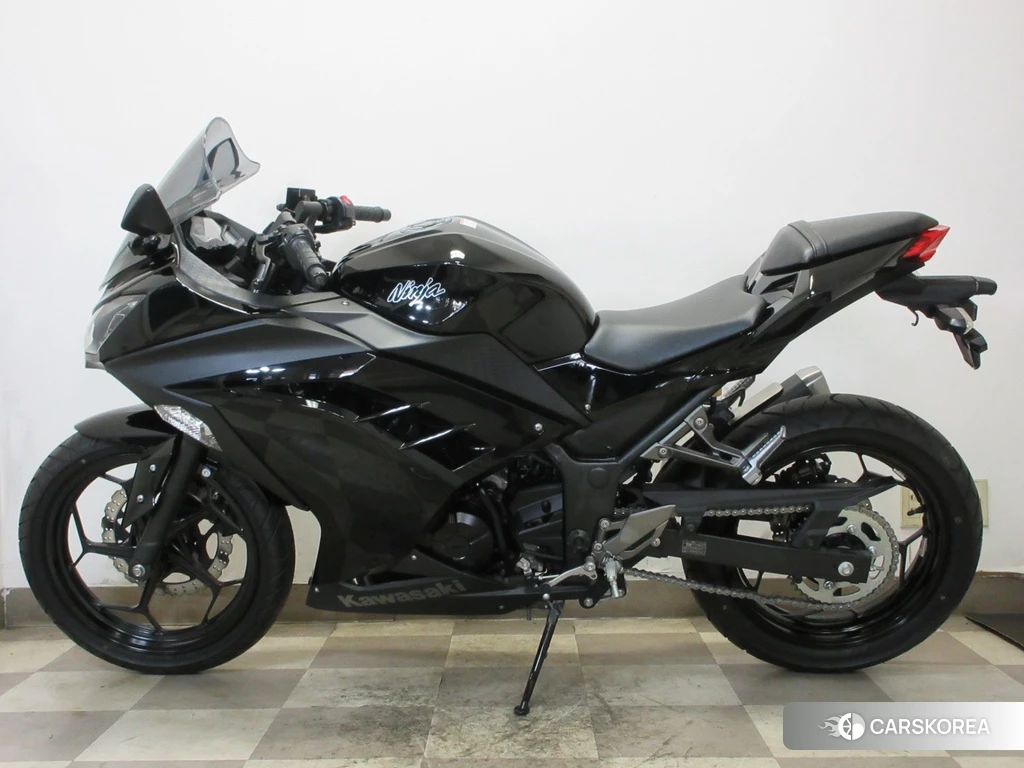 Проданный Kawasaki NINJA 250 2014 из Японии, фото 2