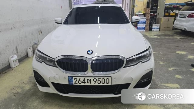 BMW 3 Series (G20) 2021 Белый из Кореи, фото 2