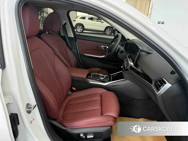 BMW 3 series id 4359203 из Китая 12