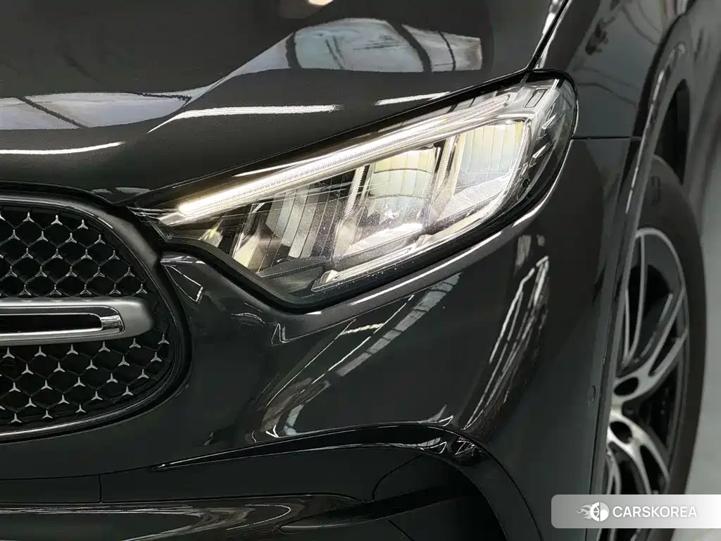 Mercedes-Benz GLC 2024 Silver/gray из Китая, фото 5