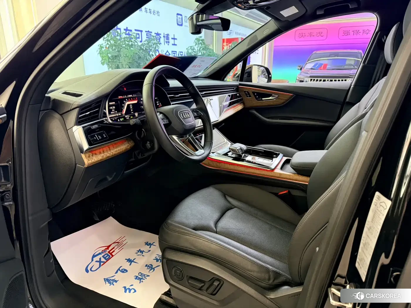Audi Q7 2024 Черный из Китая, фото 3