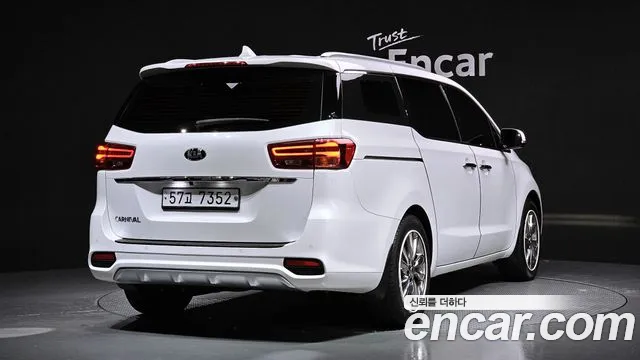 Kia The New Carnival id 2393746 из Кореи 12