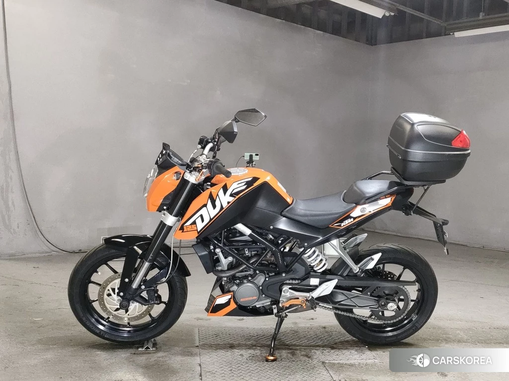 Проданный KTM 125 DUKE 2011 из Японии