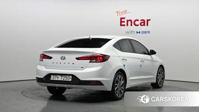 Hyundai The New Avante AD id 3899514 из Кореи 12