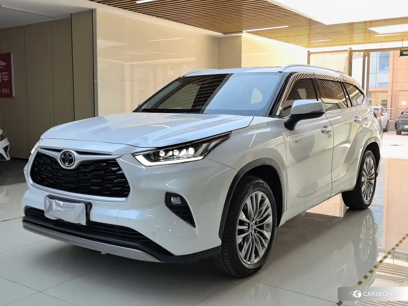 Toyota Highlander 2025 Белый из Китая, фото 4