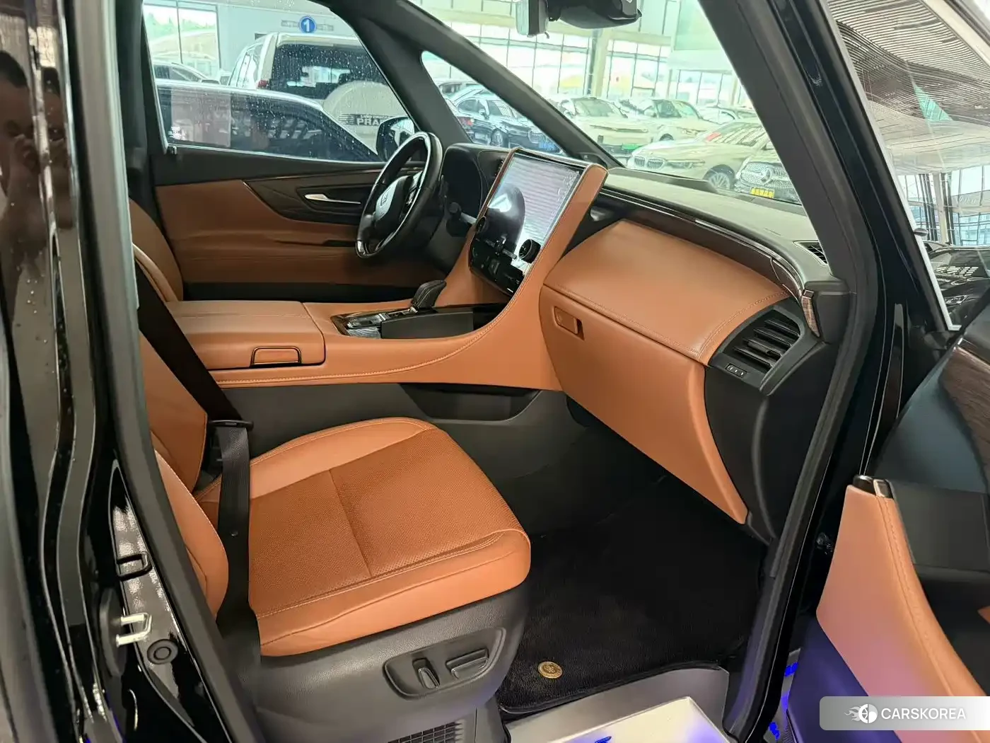 Toyota Vellfire 2025 Черный из Китая, фото 2