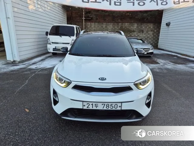 Kia Stonic id 3737219 из Кореи 7