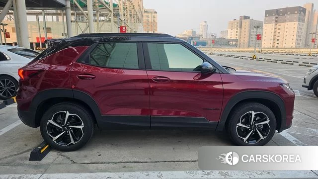 Chevrolet (GM Daewoo) Trailblazer 2022 Красный из Кореи, фото 2