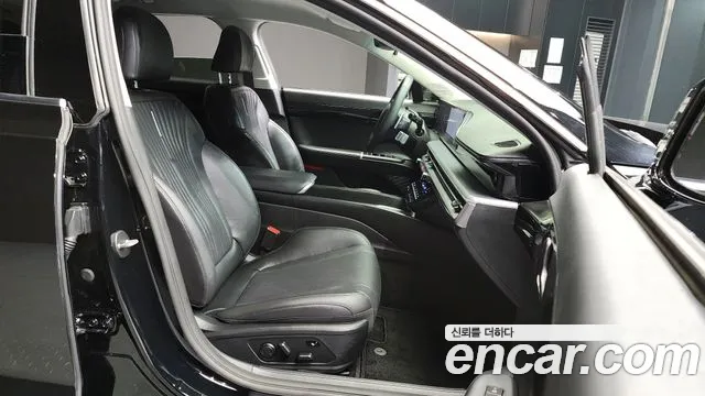 Hyundai Grandeur (GN7) id 2607919 из Кореи 12