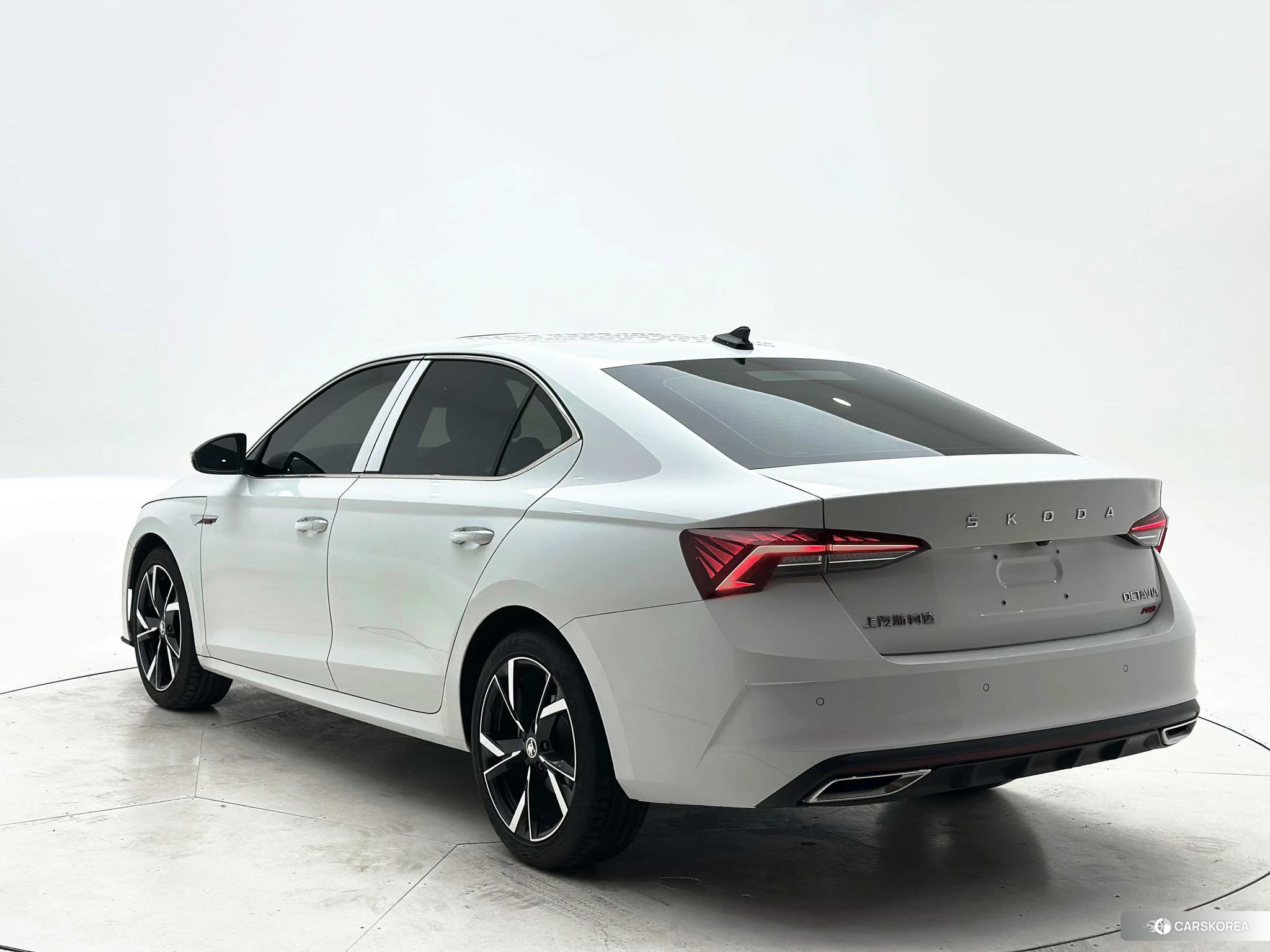 Skoda Octavia id 4454383 из Китая 12