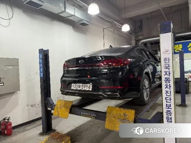 Kia K7 Premier Hybrid 2021 Черный из Кореи, фото 2