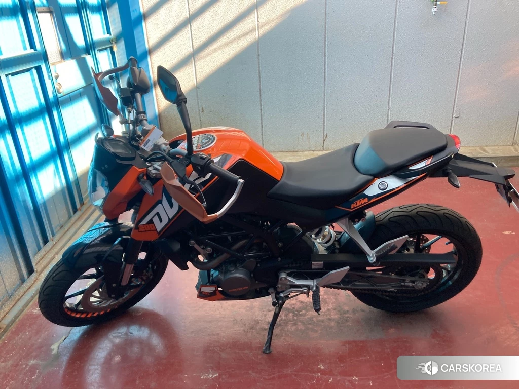 Проданный KTM 200 DUKE 2013 из Японии, фото 2