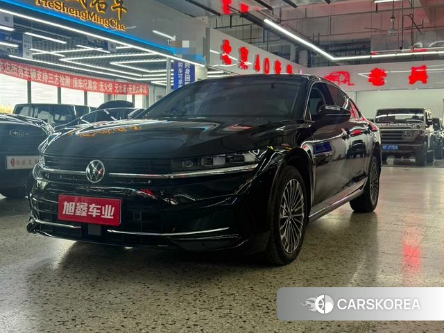 Volkswagen Magotan 2025 Черный из Китая, фото 2