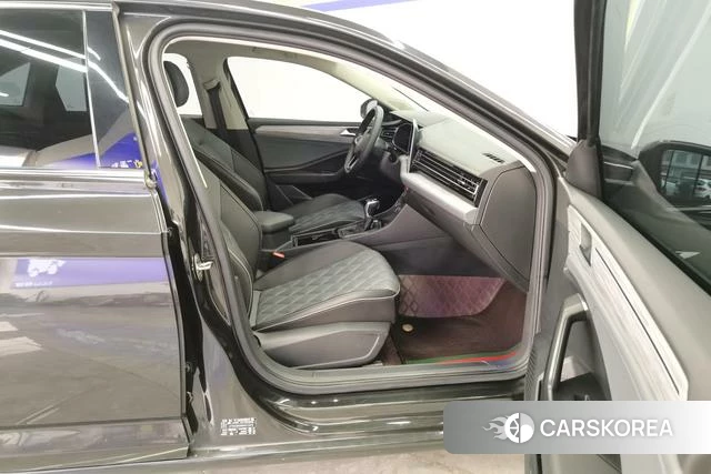 Volkswagen Sagitar id 3783578 из Китая 9