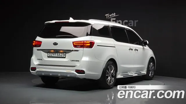 Kia The New Carnival id 2716336 из Кореи 12