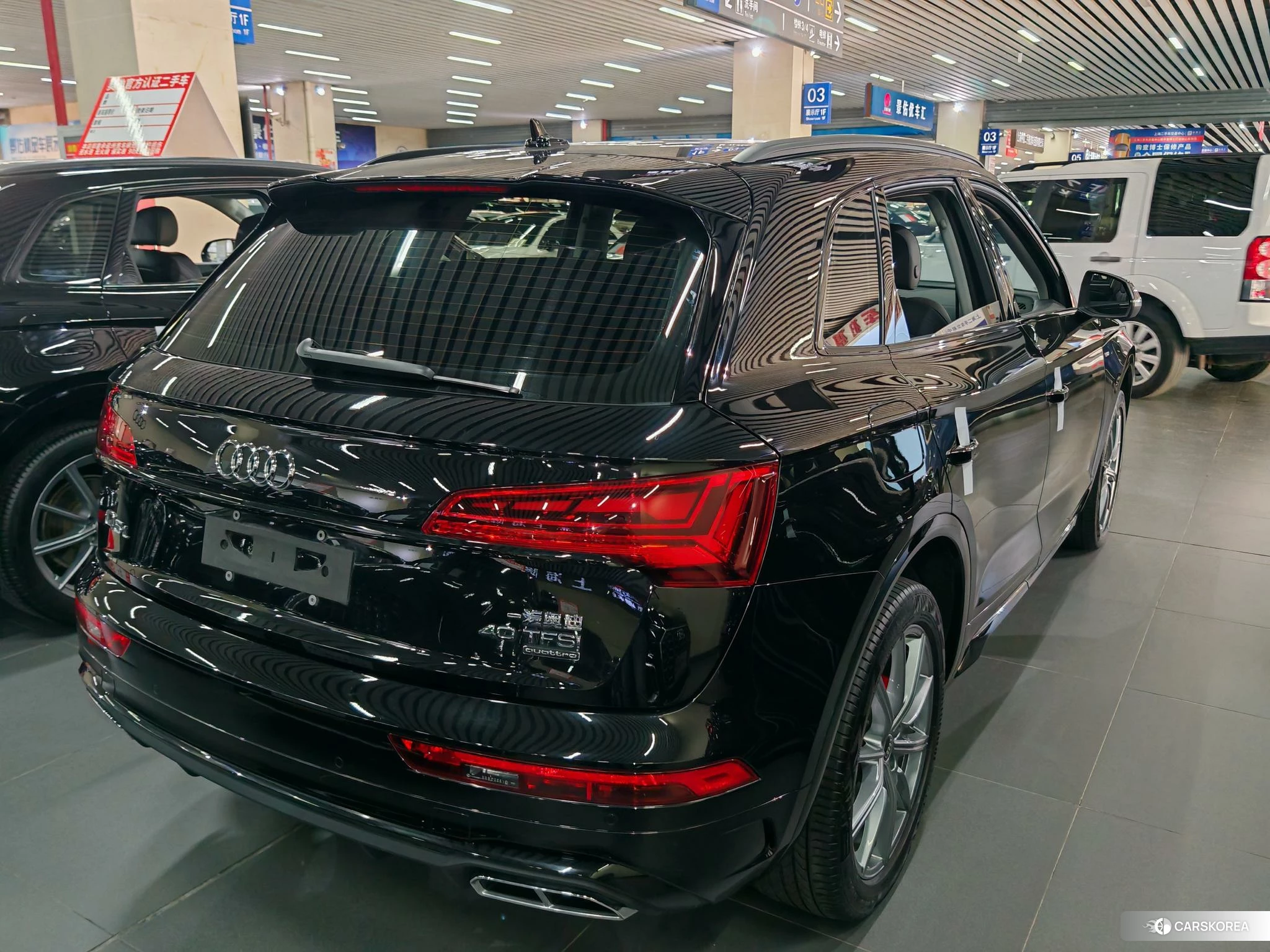Audi Q5L 2021 Черный из Китая, фото 5