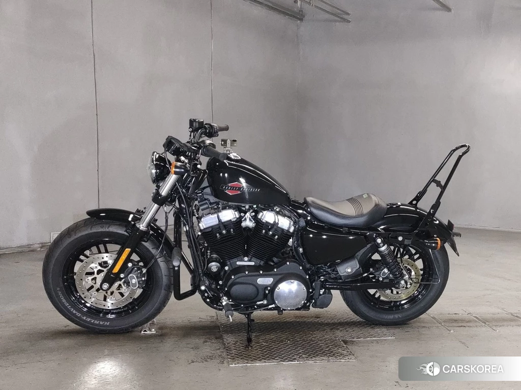 Проданный Harley-Davidson Sportster 48 XL1200X 2020 из Японии, фото 2
