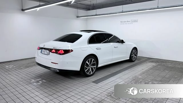 Mercedes-Benz E-Class W214 id 4360124 из Кореи 12
