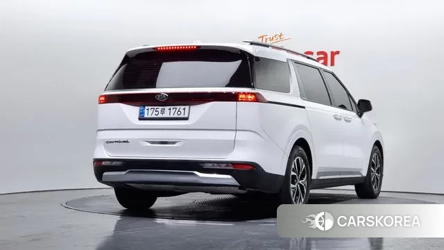 Kia Carnival 4th generation id 3686272 из Кореи 12