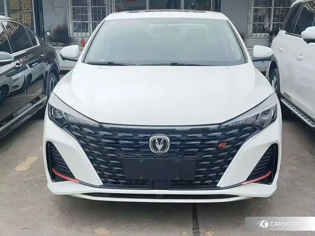Chang'an Yidong 2023 Белый из Китая, фото 3