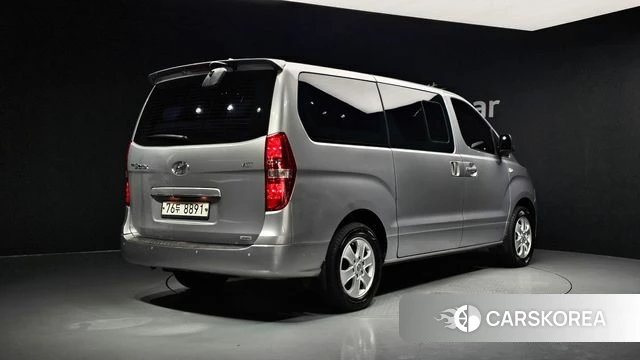 Hyundai The New Grand Starex id 4574294 из Кореи 12