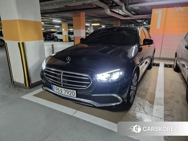 Mercedes-Benz E-Class W213 2022 Черный из Кореи, фото 3