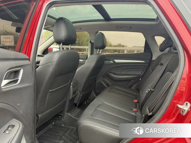 Roewe RX3 2018 Красный из Китая, фото 6
